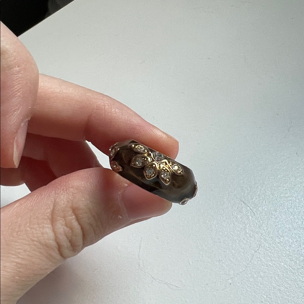 Banana Republic Rhinestone ring